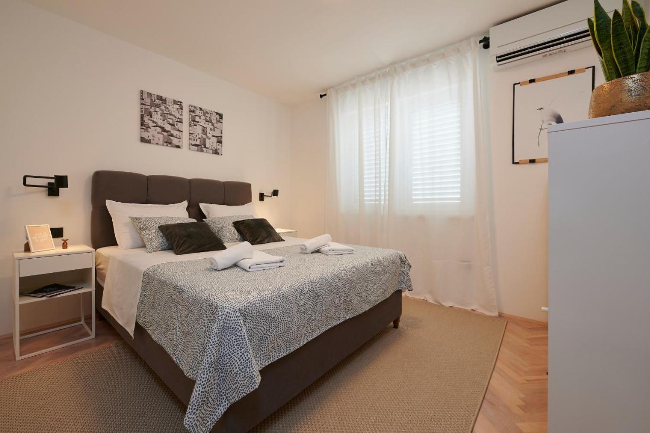 Apartman Miro - Center Of Трогир Экстерьер фото